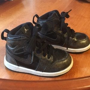 Toddler Nike Jordan’s 6C